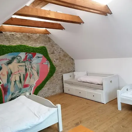 U Manisov カントリーハウス Laskar