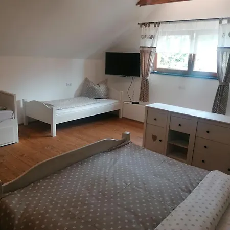 U Manisov Kır Evi Laskar