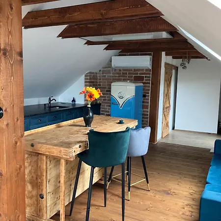 U Manisov カントリーハウス Laskar